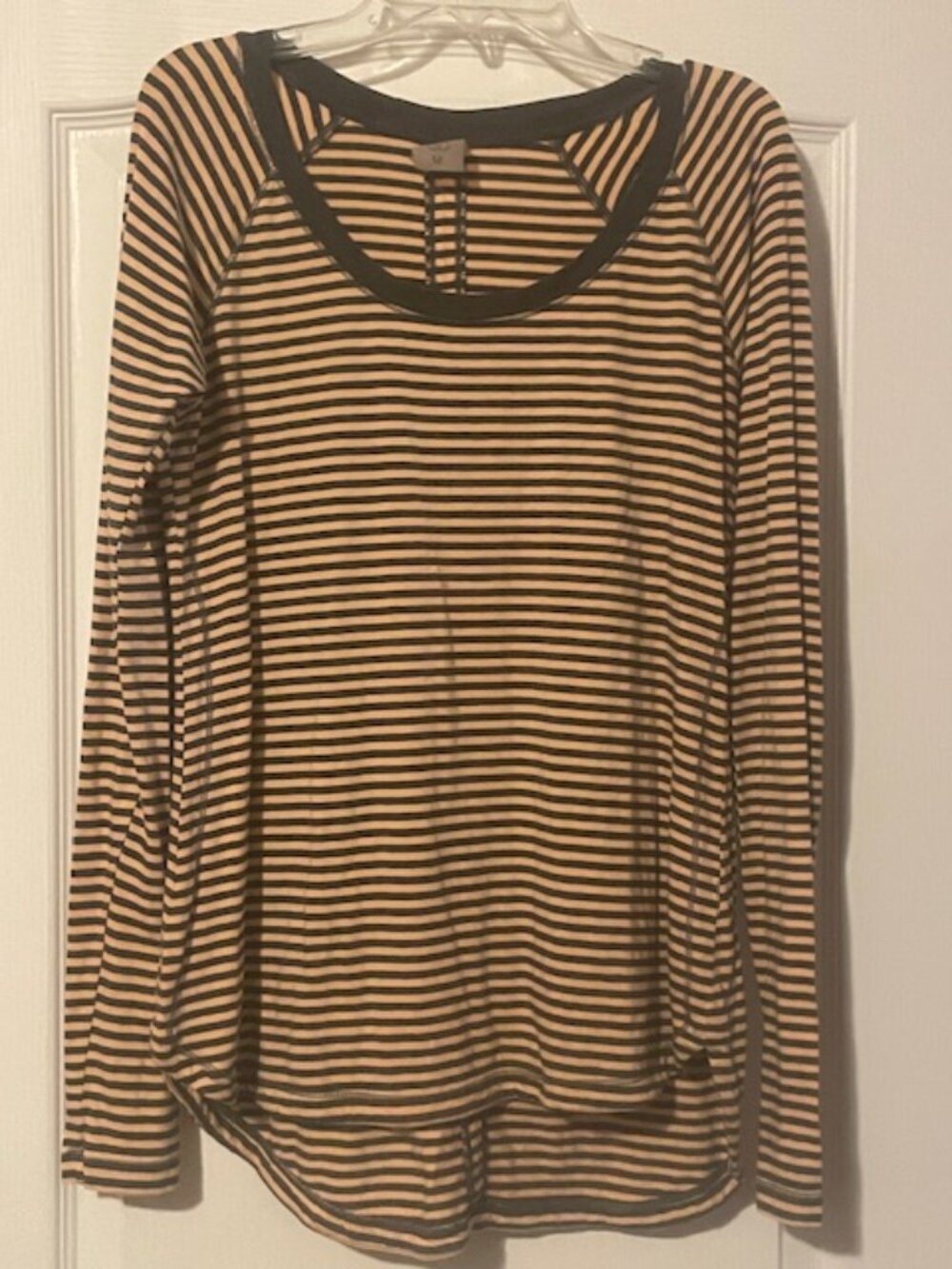 Calia by Carrie Underwood Pullover
